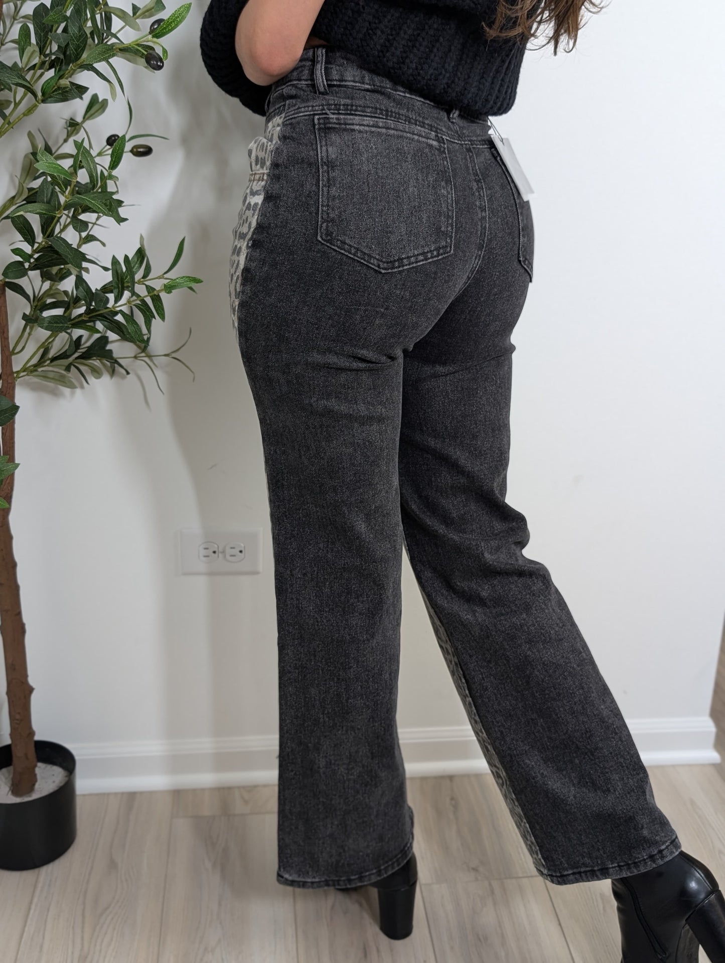 Pantalon animal print negro super stretch