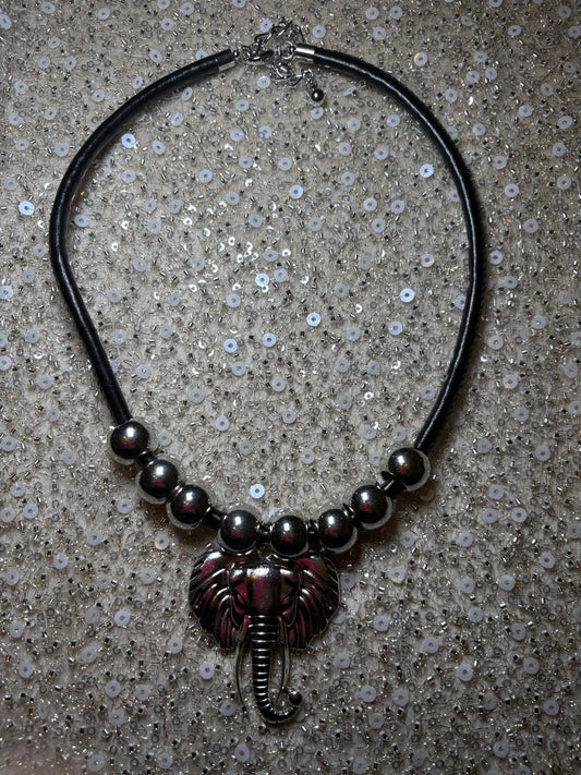 Collar de elefante