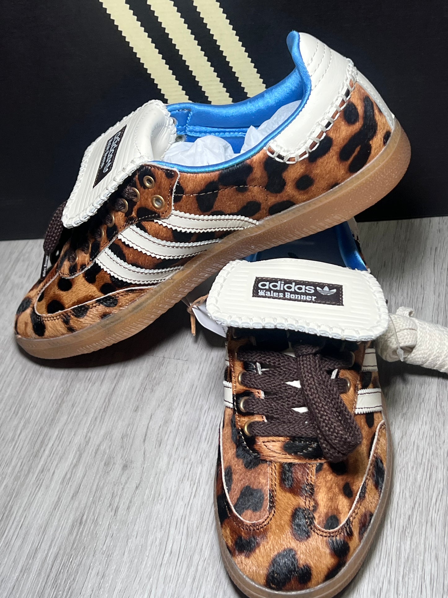 Tenis leopardo